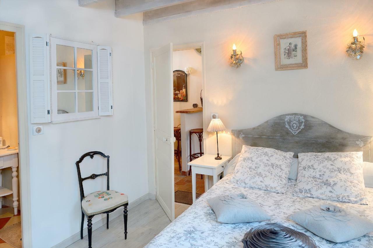 Maison D'Hotes A L'Ombre Bleue Mittainville Dış mekan fotoğraf